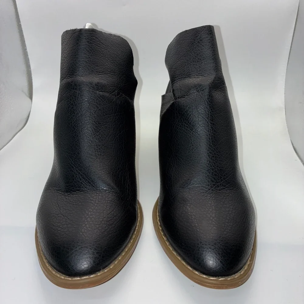 Universal Thread‎ Womens Black Cutout Ankle Boots Pointed Toe Block Heel Size 10